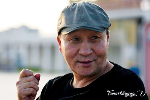 Би “Аварга мод” романаа хамгийн удаан бичсэн